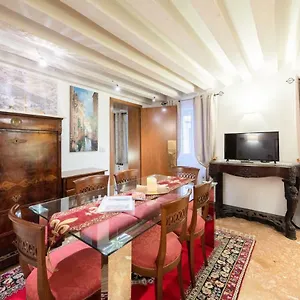 ca-del-carro.hotelslidodijesolo.com/